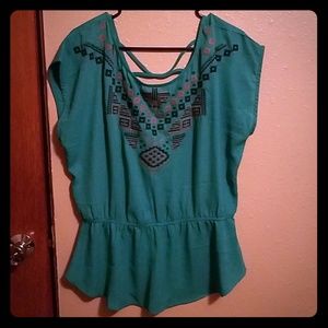 XL Maurices shirt NWOT